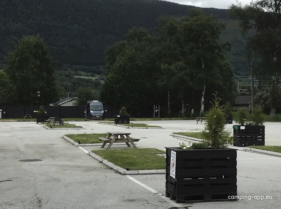 Sinclair Bobilpark — Місце для кемперів in Kvam