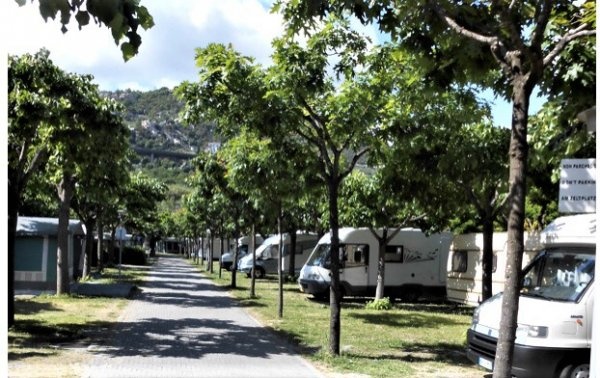 Camping Pian dei Boschi — Kemping in Pietra Ligure
