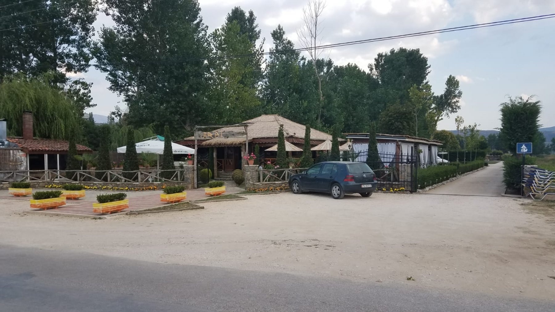 Camping ARBI — Campingplats in Buçimas