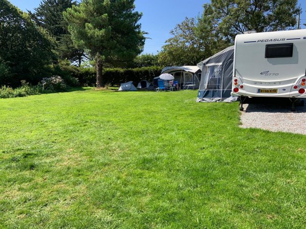 Ivyleaf Cottage Campsite — Photo 3