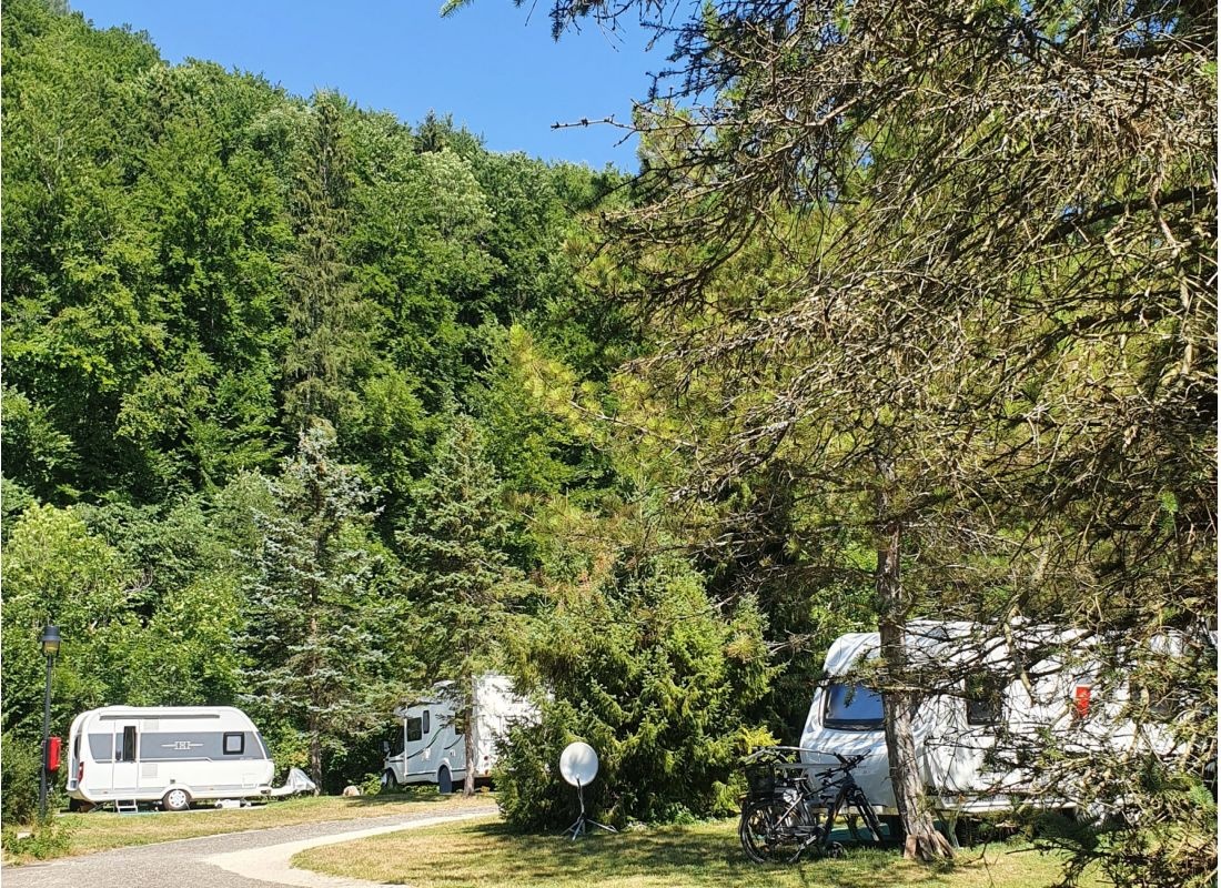Camping Pfählhof — Місце для кемпінгу in Bad Urach