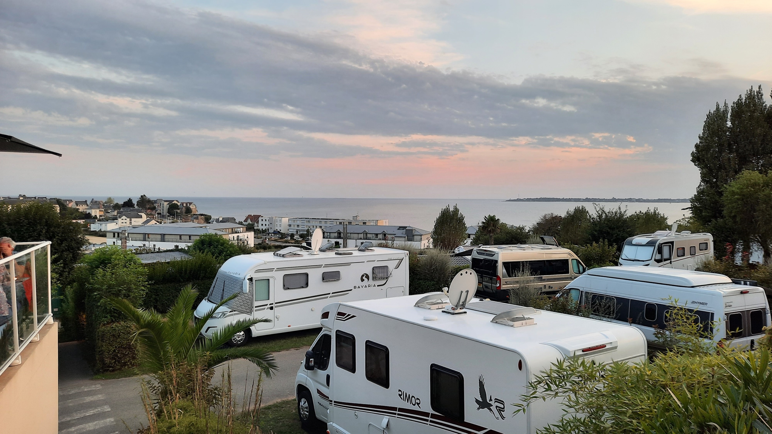Les Sables Blancs Camping Concarneau — Sítio de acampamento in Concarneau