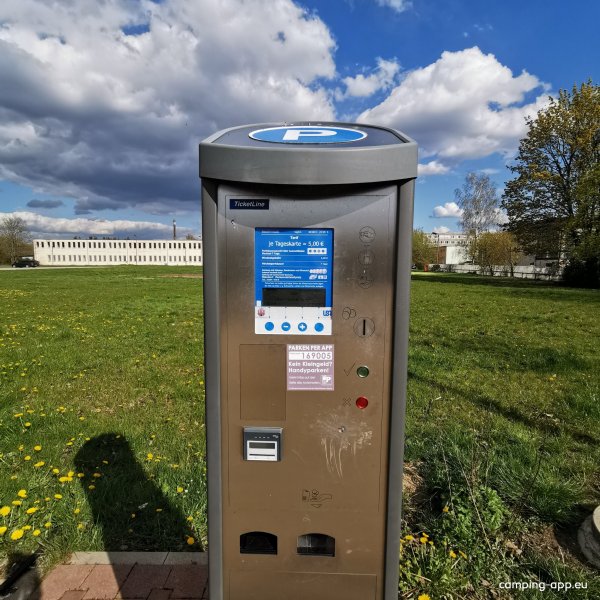Stellplatz Rheinsberger Str. — Foto 6