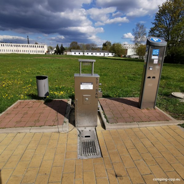 Stellplatz Rheinsberger Str. — Foto 5
