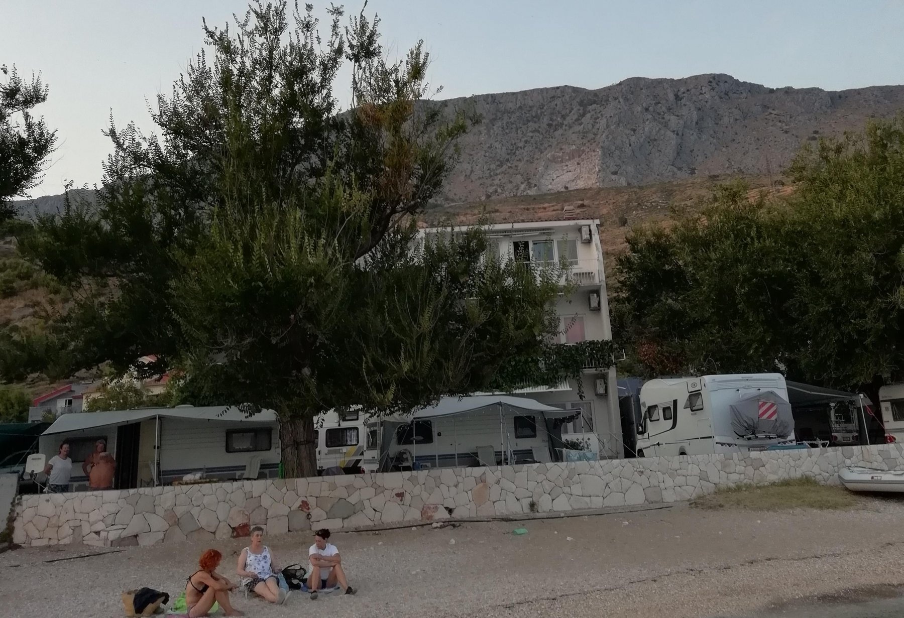 Camping Diana — Місце для кемпінгу in Duće