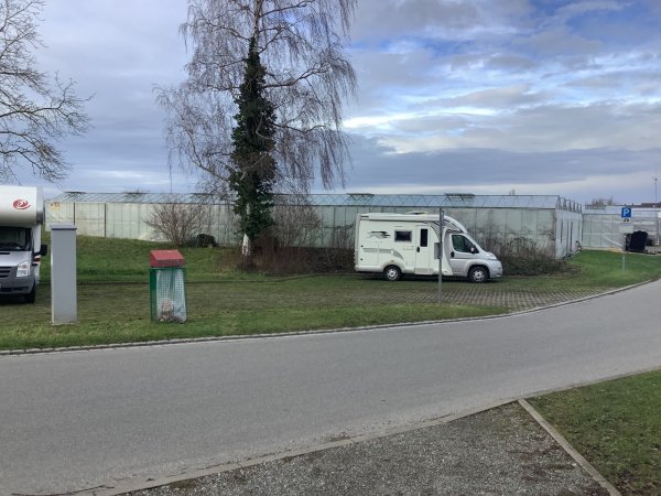 Wohnmobil Stellplatz — Foto 4