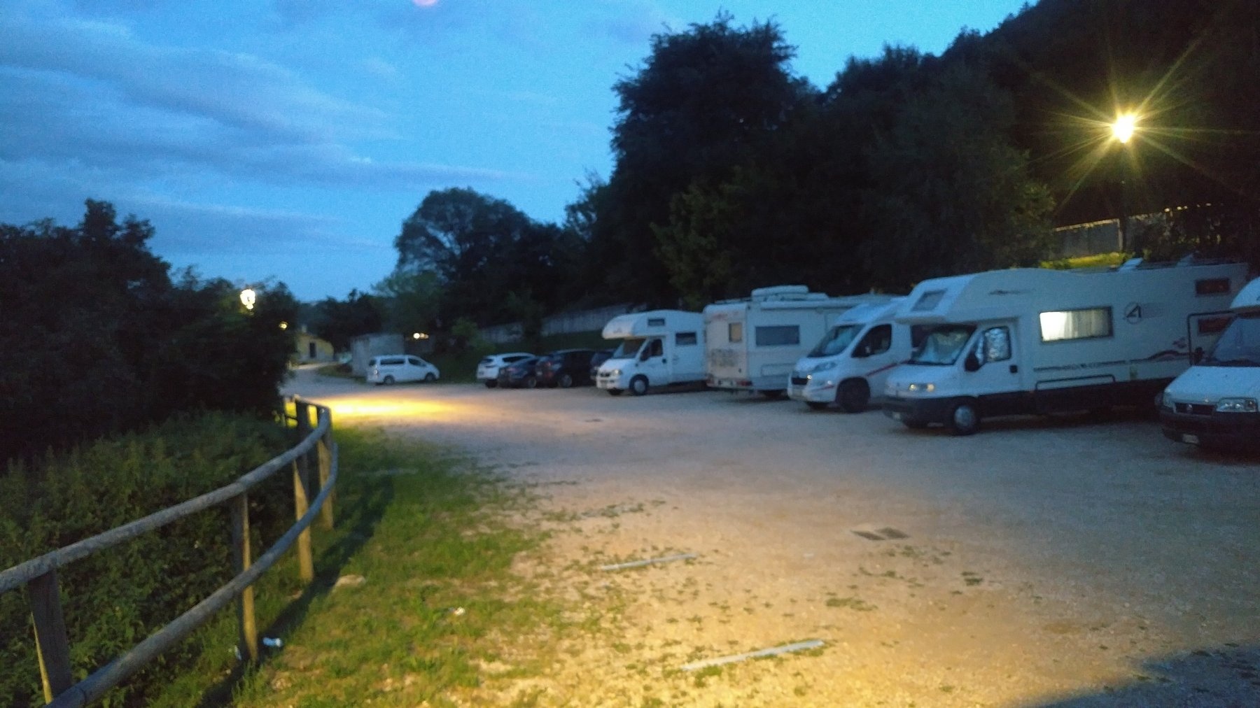 Area Sosta Camper — Bobilplass in Fumane