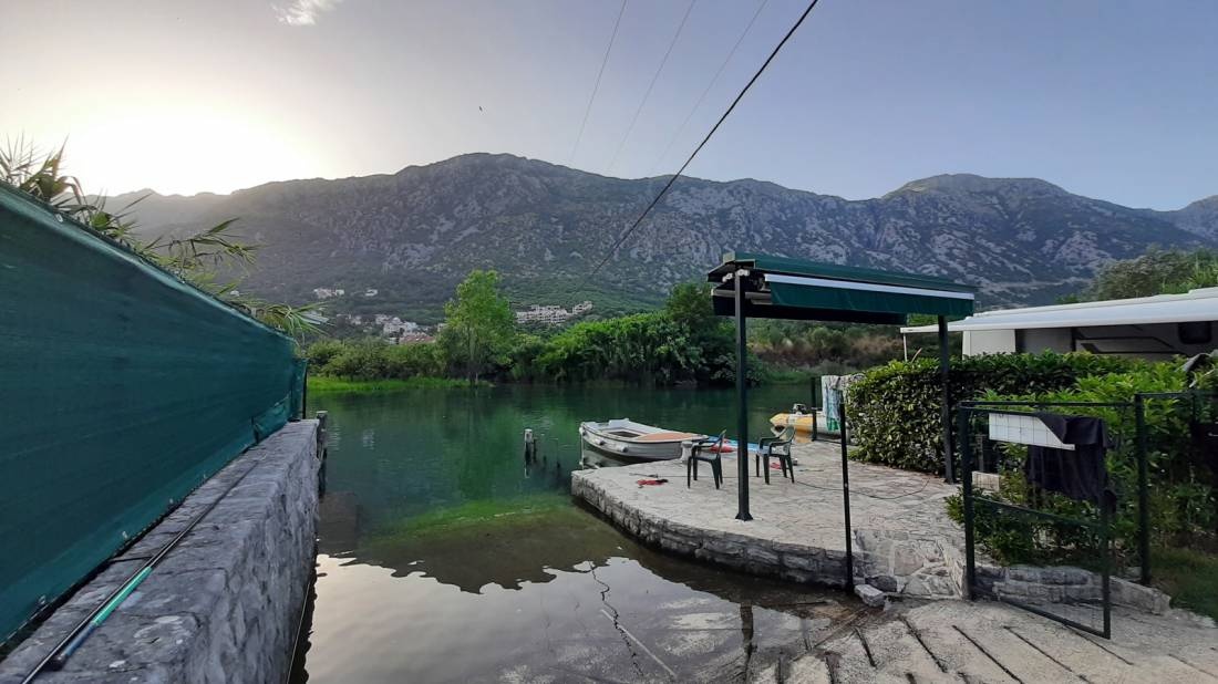 Auto Camp Naluka — Camping Site in Morinj