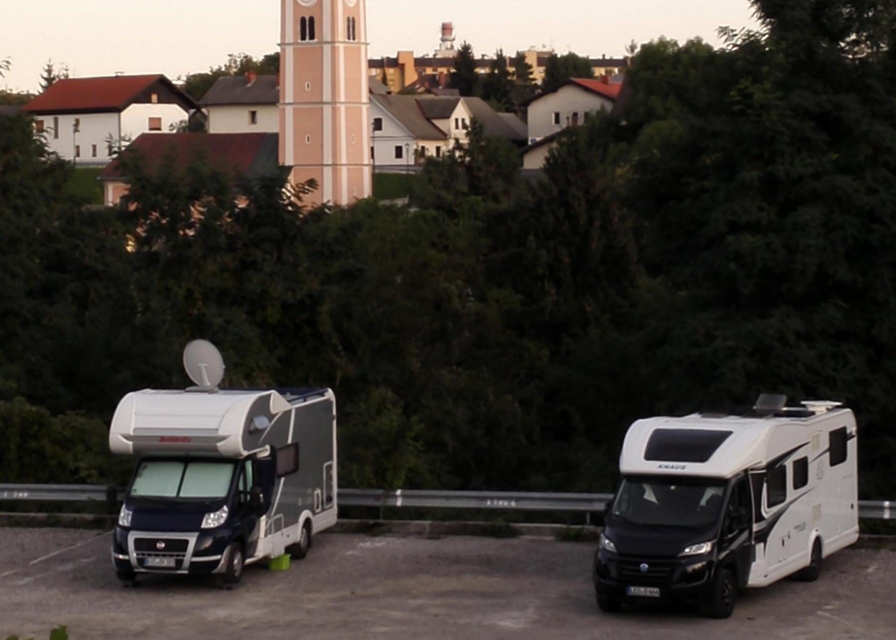 Parkirišče Stara Sava — Camperplads in Kranj