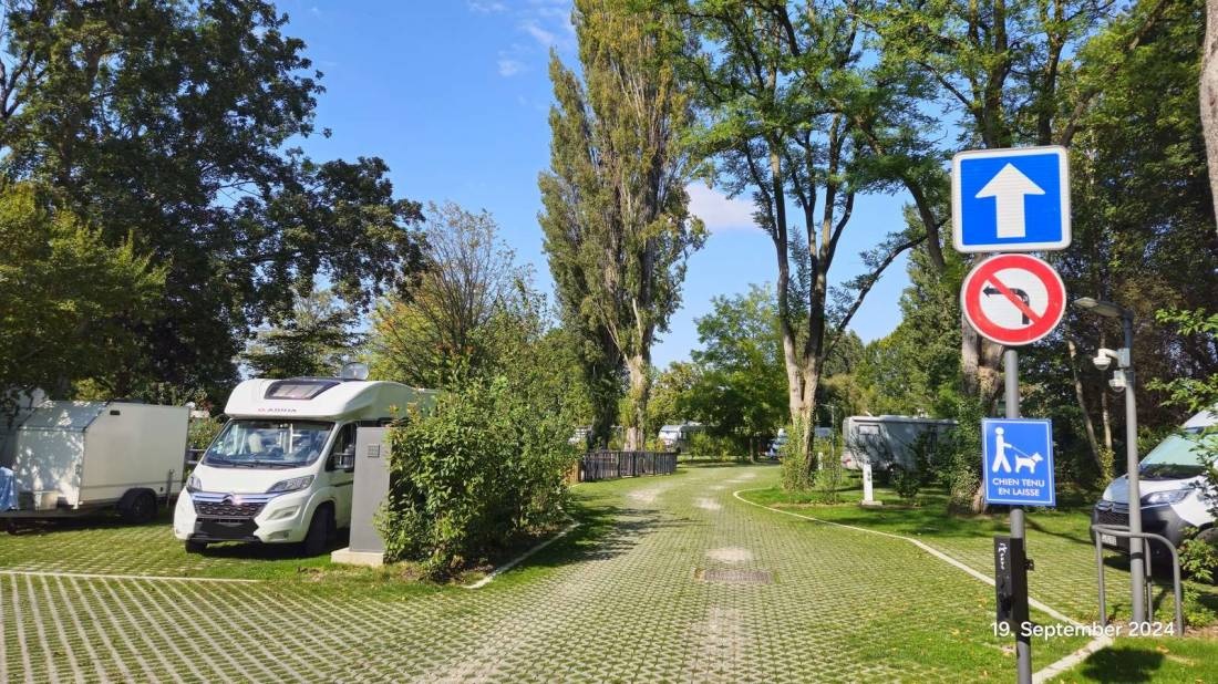 Aire de Camping-car Troyes La Champagne — Aire camping car in Pont-Sainte-Marie