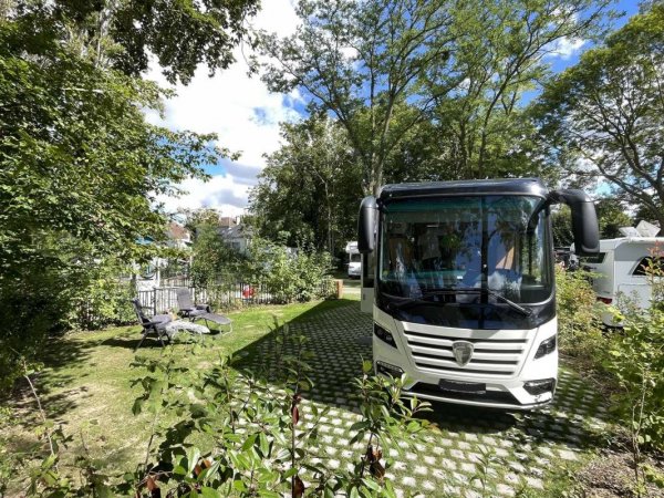Aire de Camping-car Troyes La Champagne — Photo 6