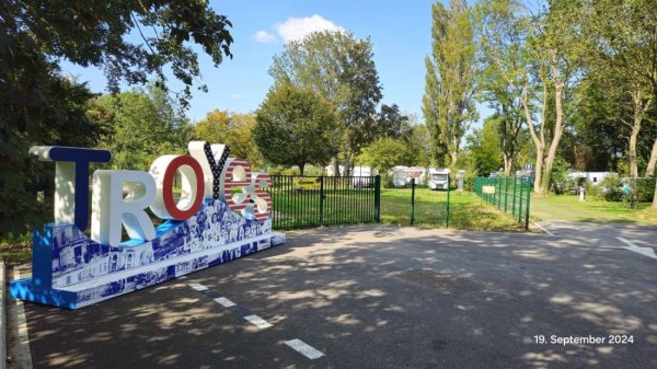 Aire de Camping-car Troyes La Champagne — Photo 3