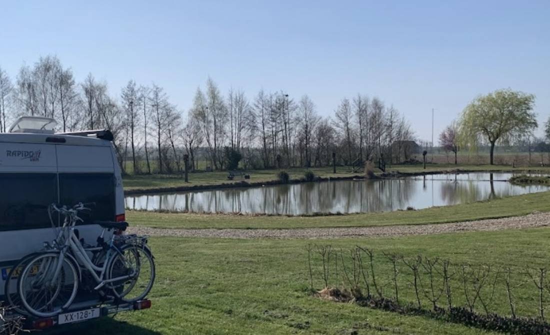 Camping en Camperpark Het Gelderse Eiland — Cámping in Aerdt