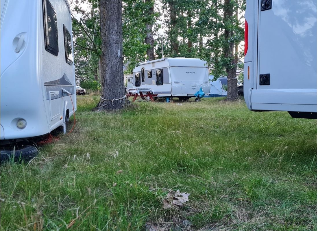 Korab Dziwnów — Kamp yeri in Dziwnów