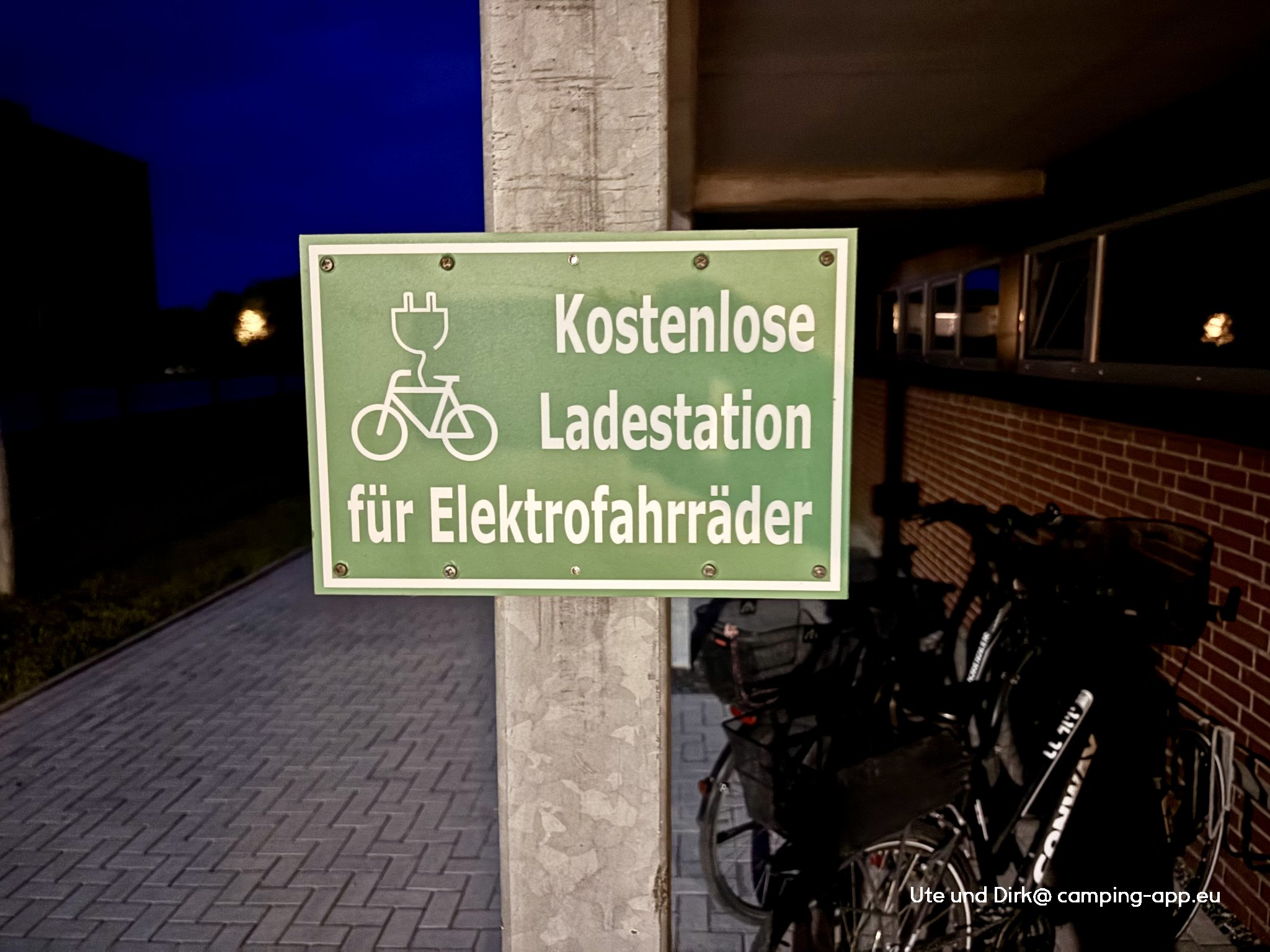 Sportplatz Neukirchen — Photo 4