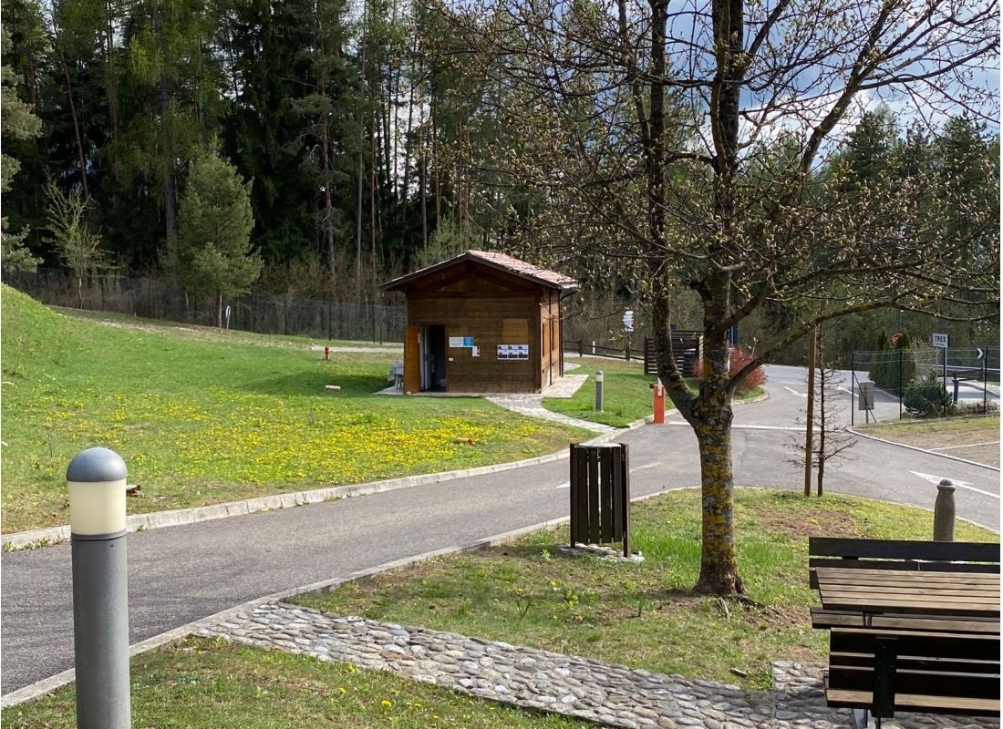 Area sosta camper La Batuda — Sp. parking dla kamperów in Tres
