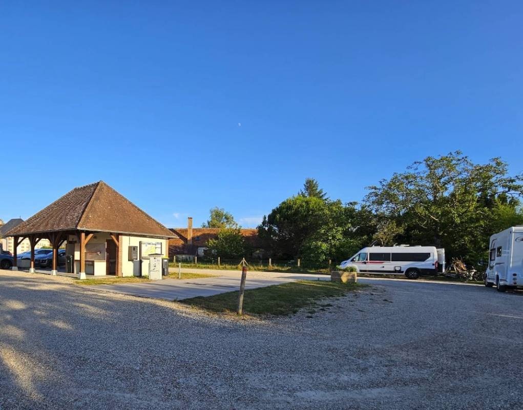 Stellplatze Tour-en-Sologne — Karavan Sitesi in Tour-en-Sologne