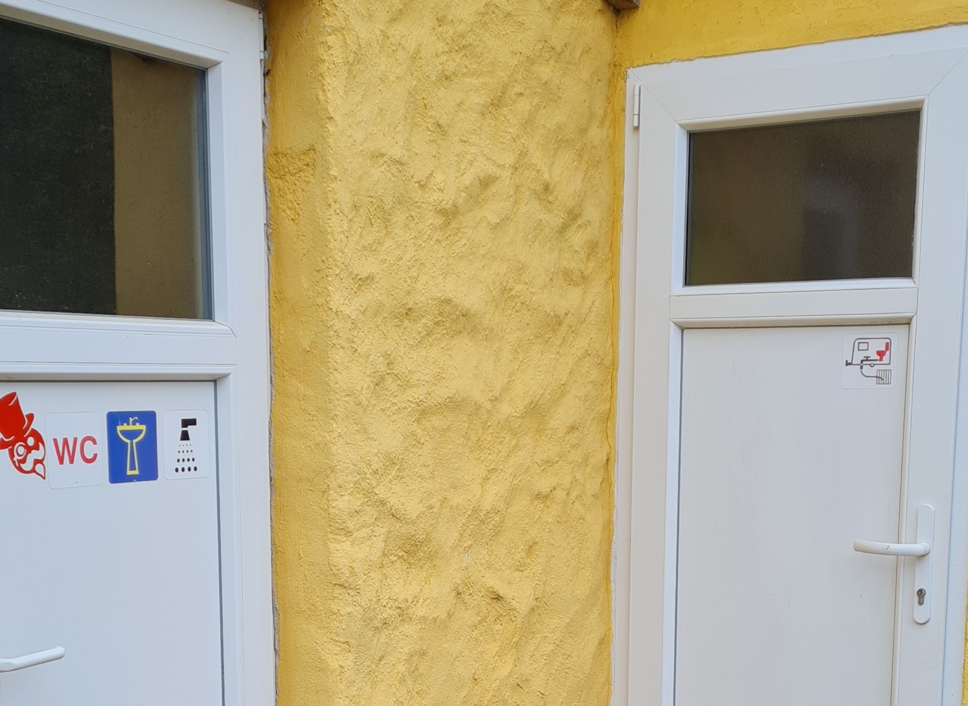 Eco Gecko's Mini Autokamp — Campervan Site in Triban