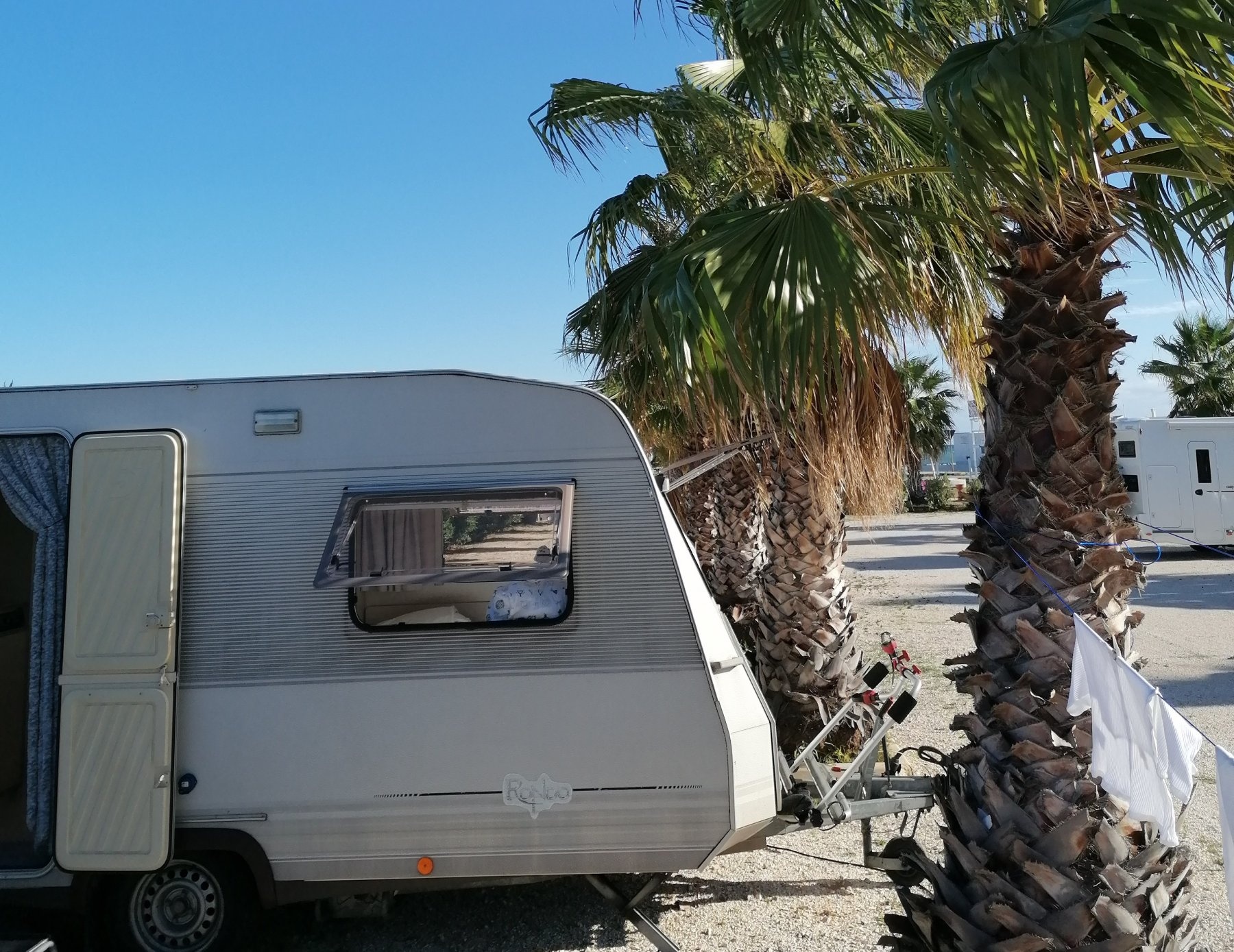 ILPRIVILEGIO BEACH — Kemping in Fasano