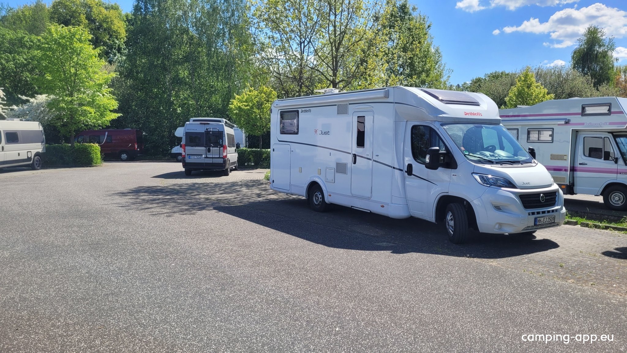Wohnmobilstellplatz Am Krongut — Місце для кемперів in Potsdam