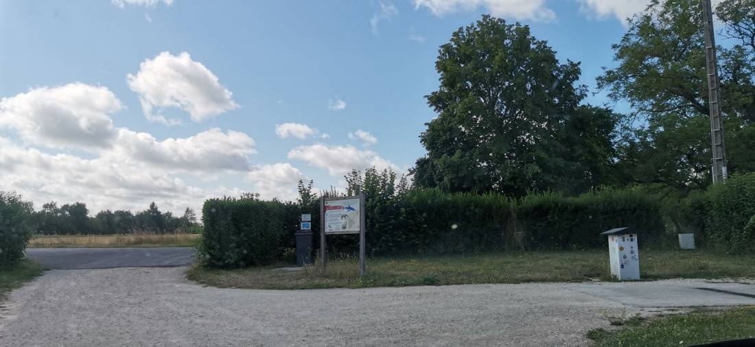 Stellplatz Pontlevoy — Campervan Site in Pontlevoy