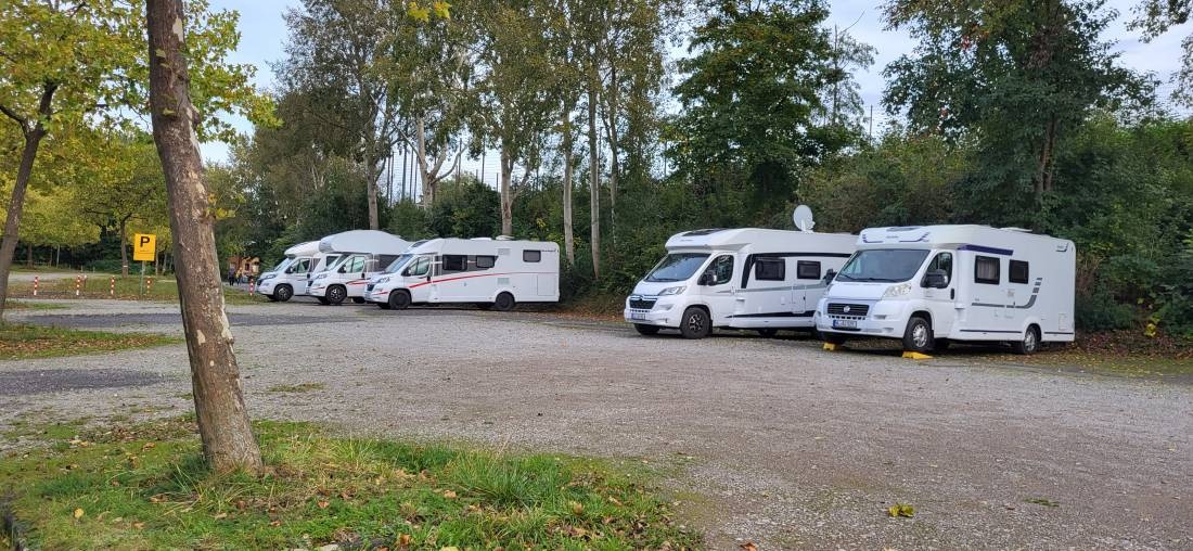 Busparkplatz Stadionring — Sp. parking dla kamperów in Bochum
