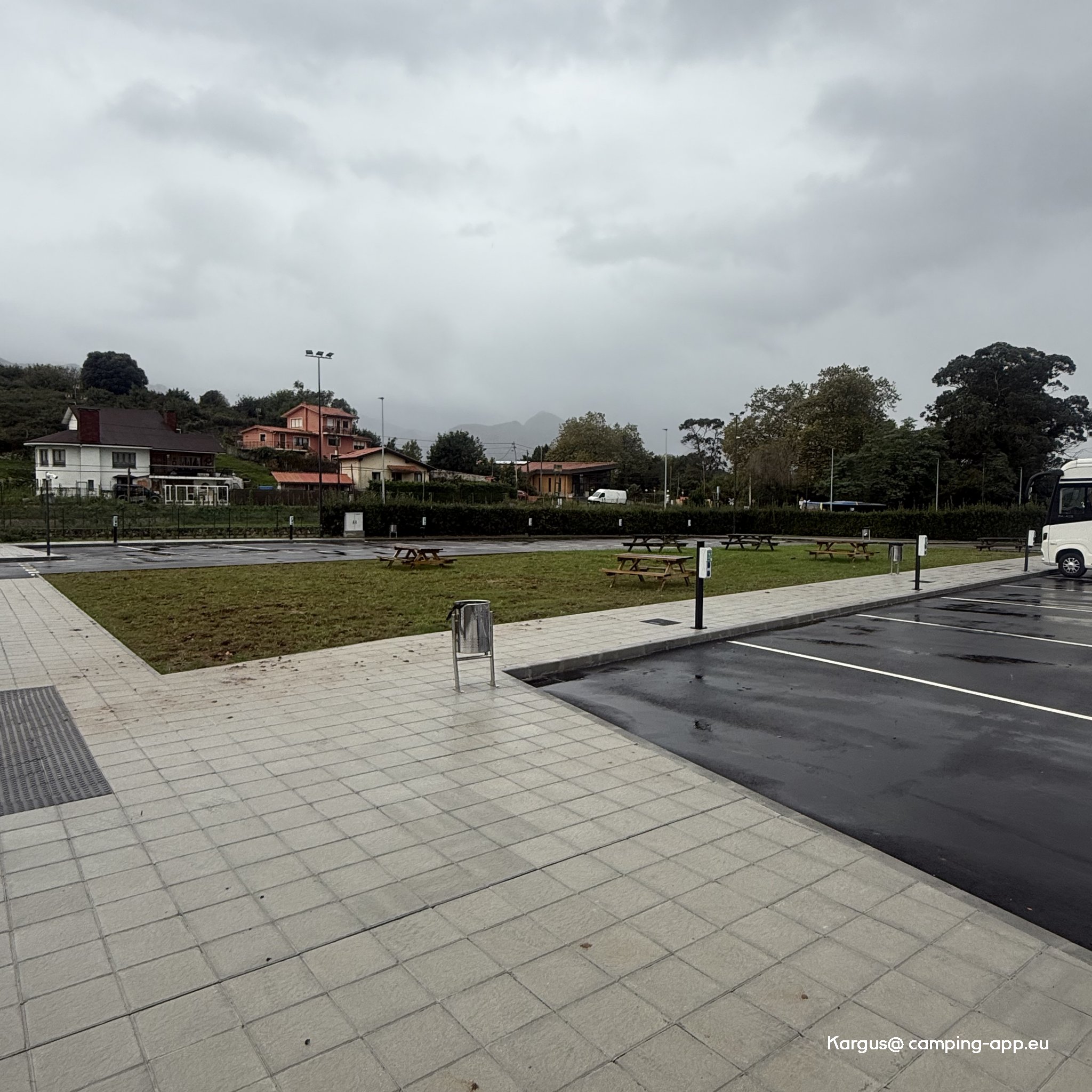 Área de Autocaravanas Llanes — Foto 3