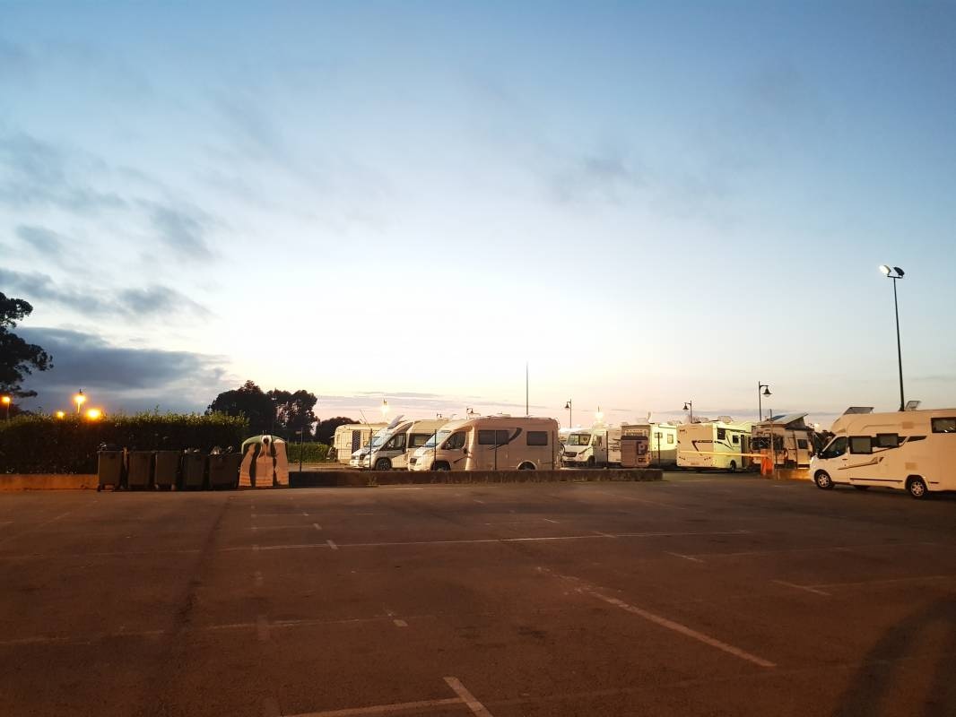Área de Autocaravanas Llanes — Aire camping car in Llanes