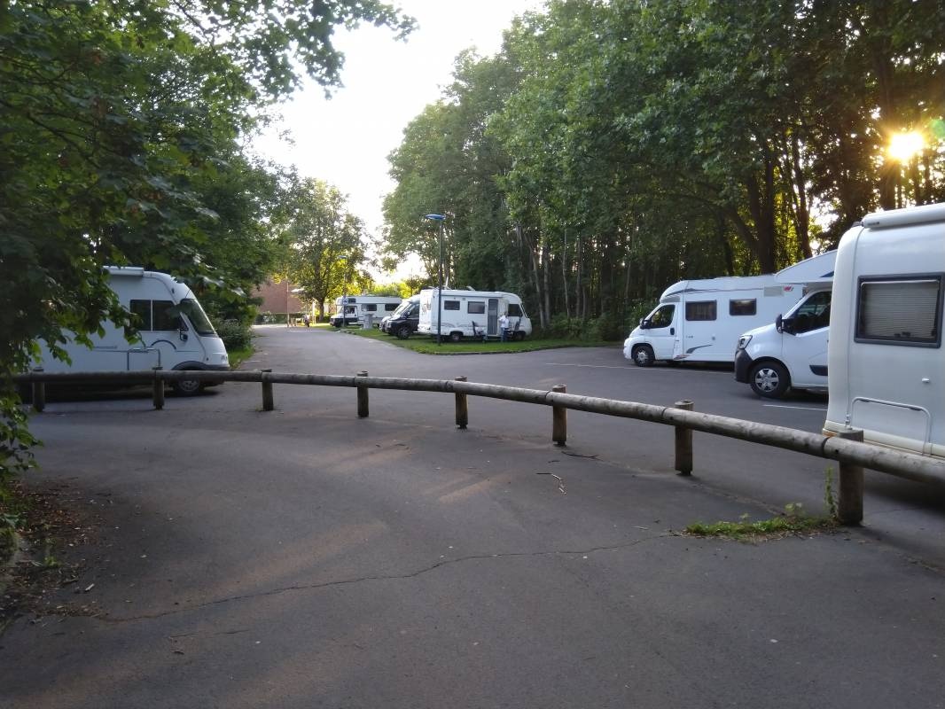 Stellplatz Avion — Bobilplass in Avion