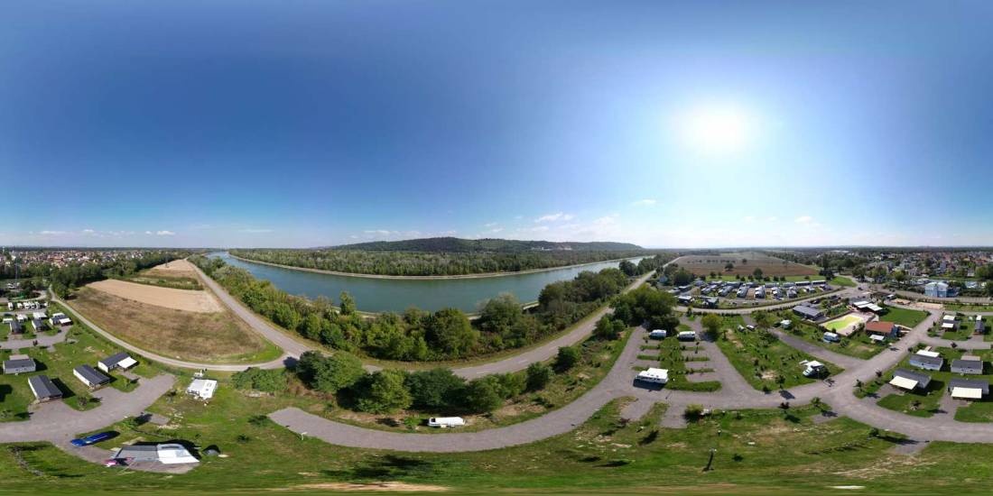 Camping du Canal *** — Kemping in Kembs