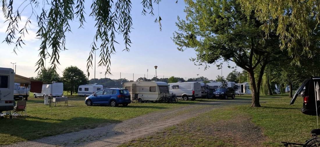 Camping 117 Stadion — Camping Site in Wrocław