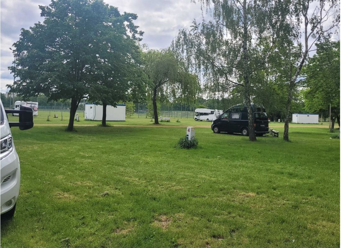 Camping 117 Stadion — Cámping in Wrocław