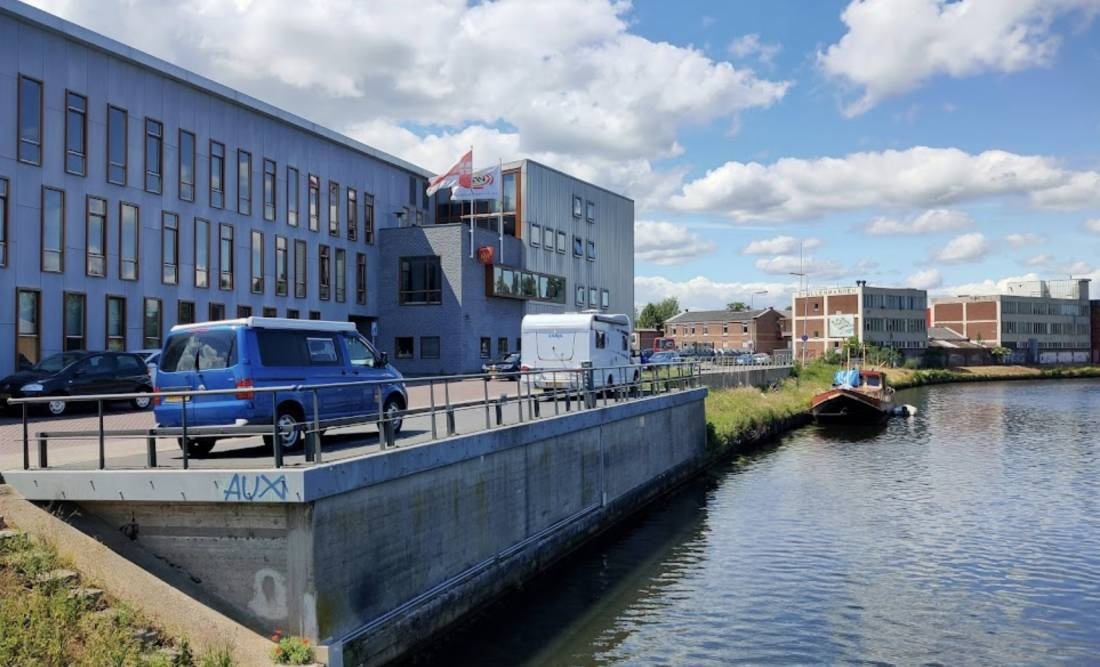 Camperplaatsen Eemhaven — Sítio para autocaravanas in Amersfoort