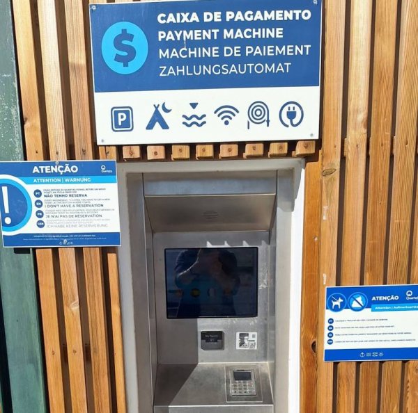 Parque de Autocaravanas — Photo 2