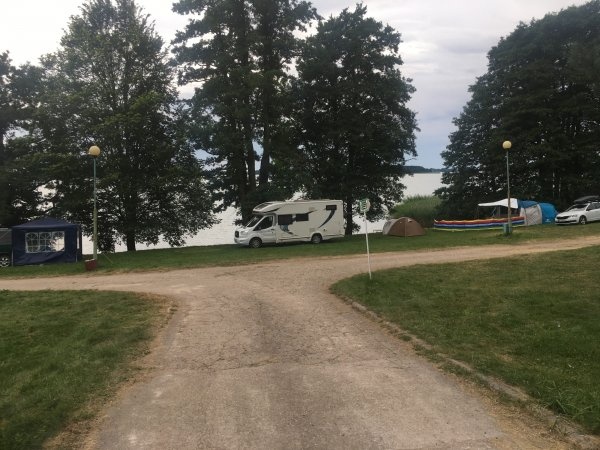 Camping Rusałka Nr. 175 — Kamp yeri in Węgorzewo