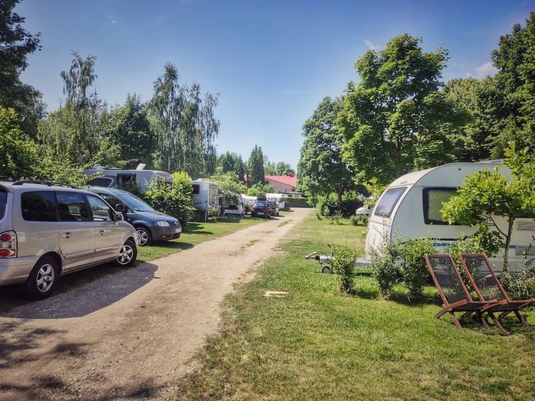 Camping Sokol Praha — Campingplatz in Praha 9-Dolní Počernice