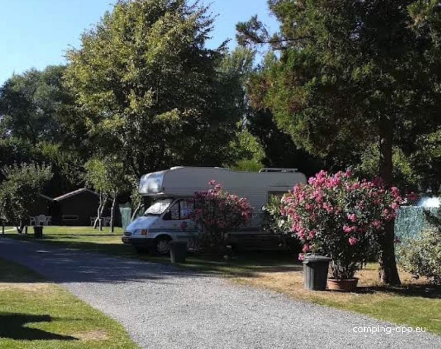 Camp Fremunt — Campingplatz in Praha 7 - Troja