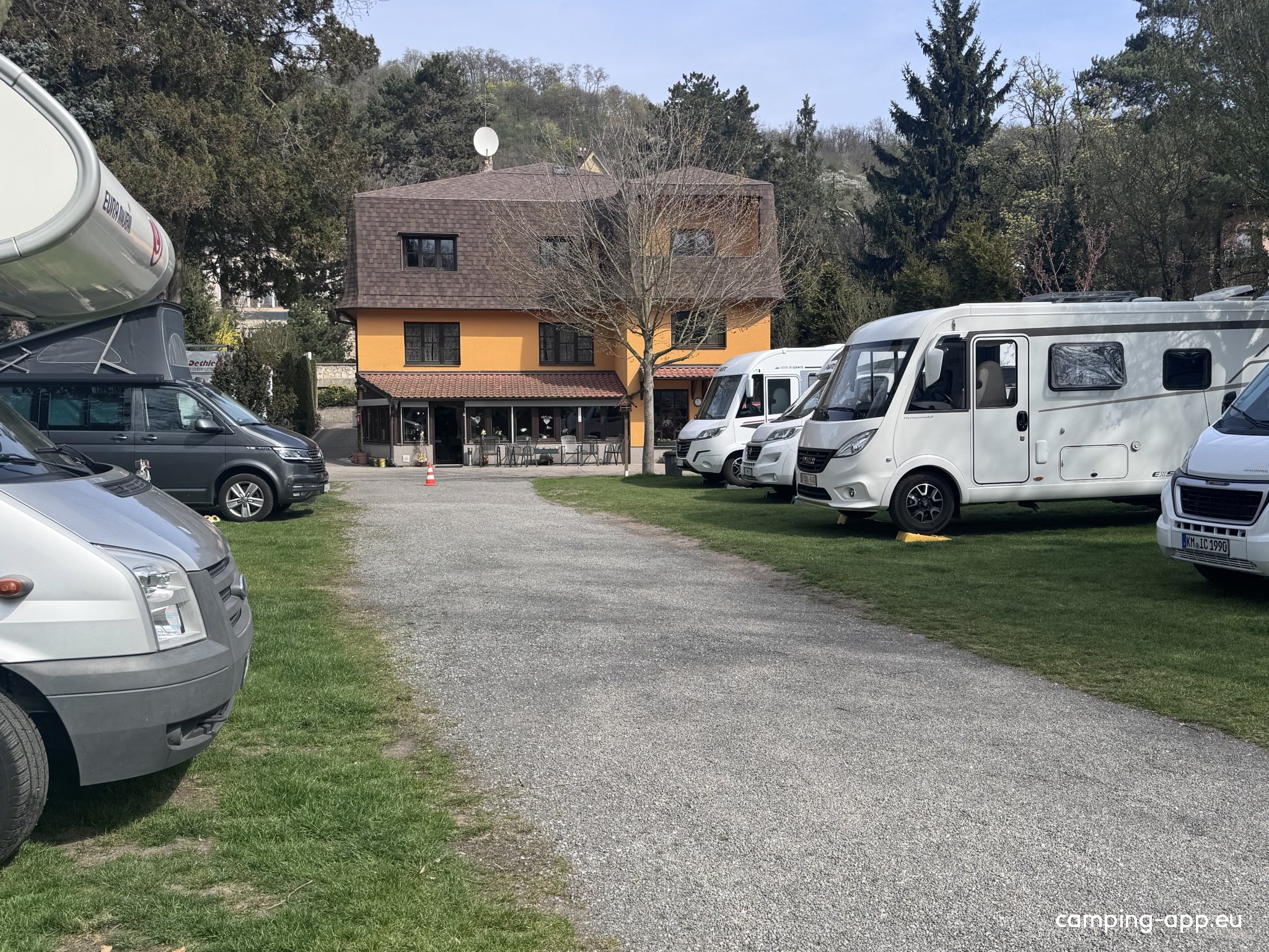 Autocamp Trojská — Campingplatz in Praha 7 - Troja