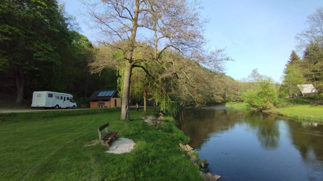 Vodácké tábořiště Loket — Sítio de acampamento in Loket