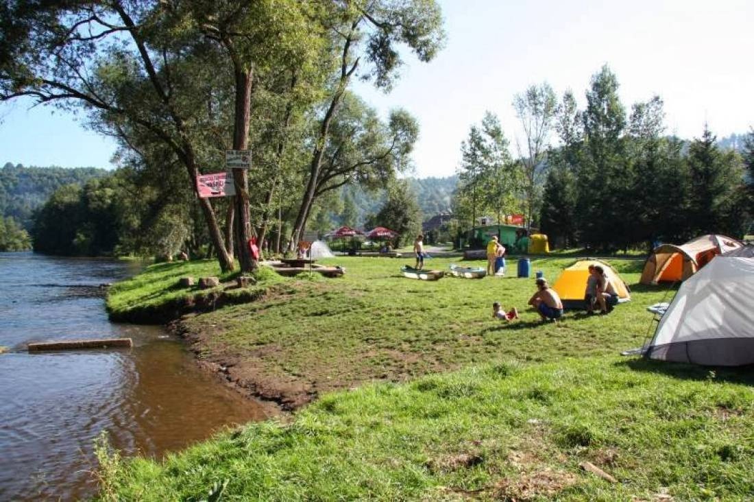 Na Špici — Campingplatz in Kyselka