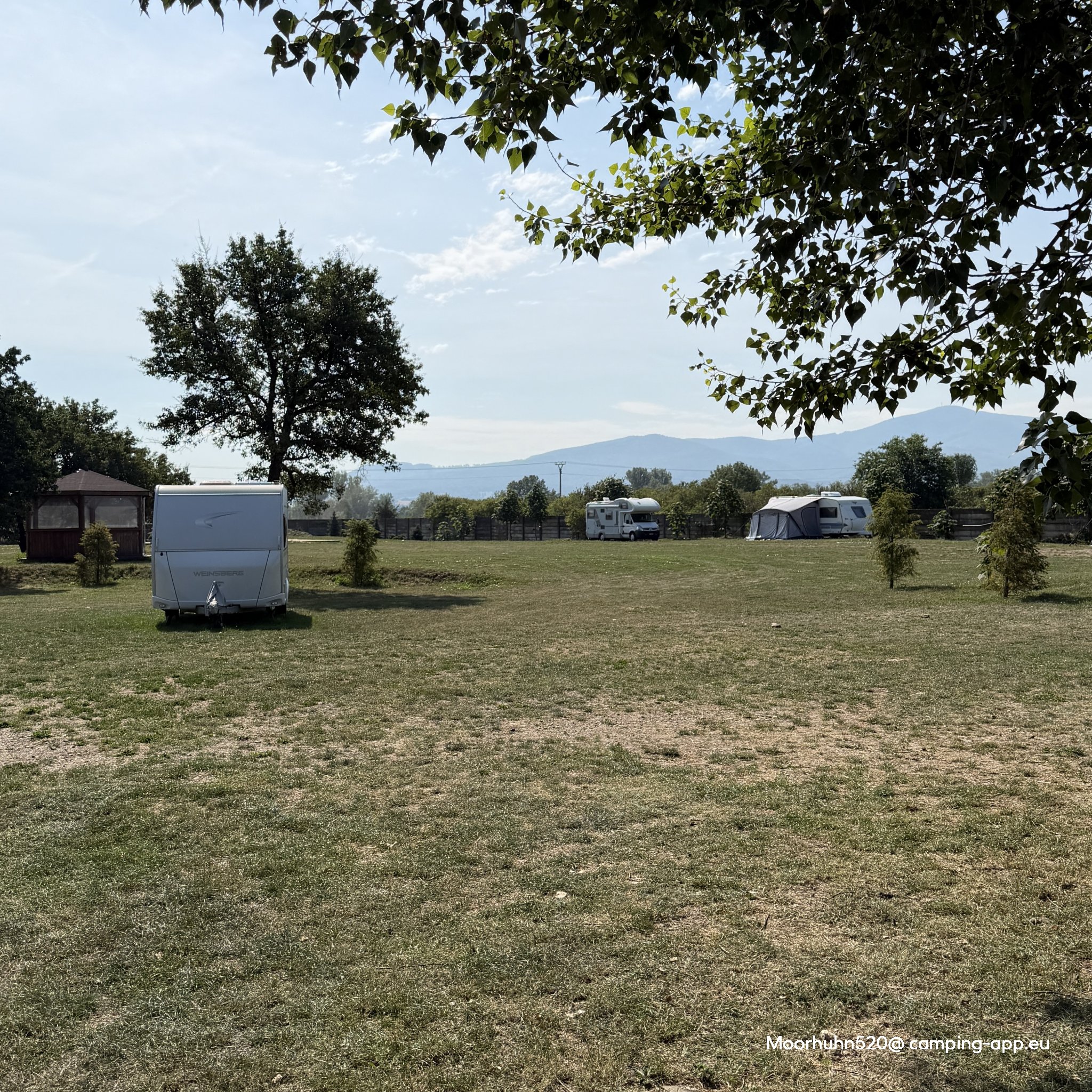 Kemping Rybníky Opatovce — Sítio de acampamento in Opatovce