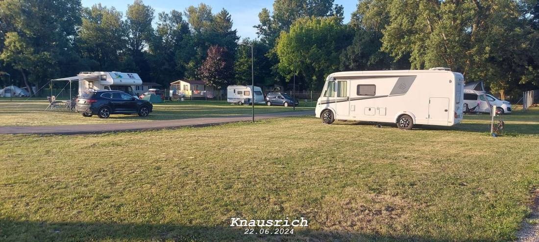 Camping Zelená Voda — Camping in Nové Mesto nad Váhom