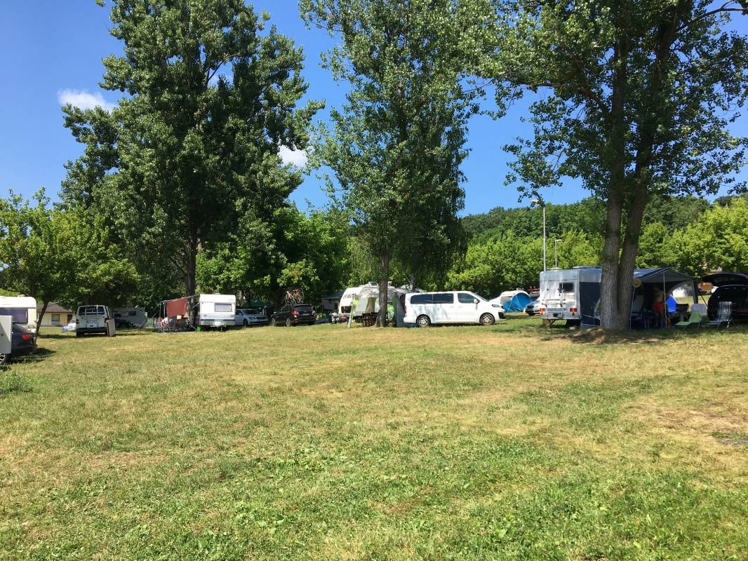 Rekreačná oblasť Kurinec - Zelená voda — Kemping in Rimavská Sobota-Sobôtka