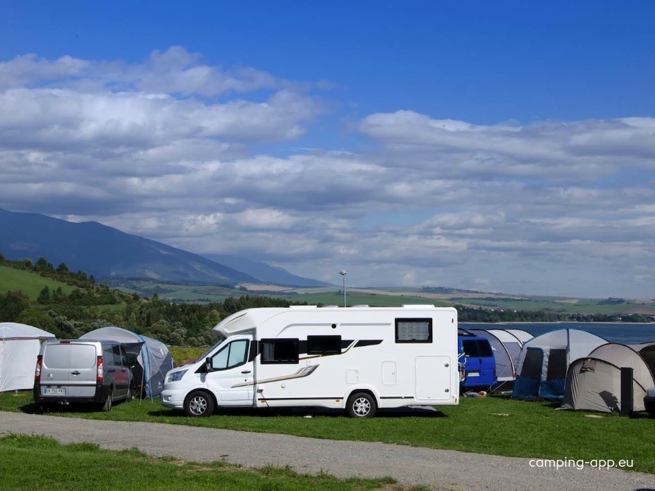 ATC Marina Liptov — Area da campeggio in Bobrovník