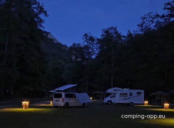 Camping Manínska tiesňava