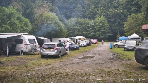 Konibar Kemp pod Jazerom — Photo 3