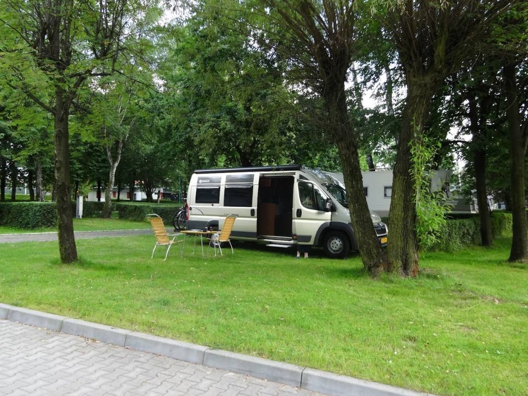 Dolina Trzech Stawow Nr. 215 — Campingplats in Katowice