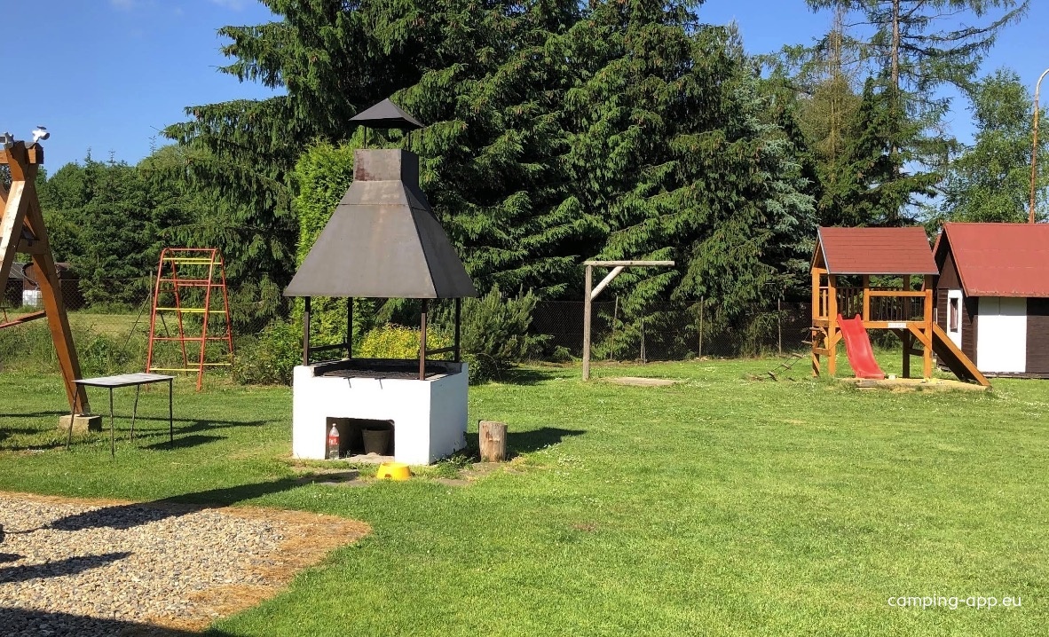 Camp Pod Lesem — Kemp in Huntířov