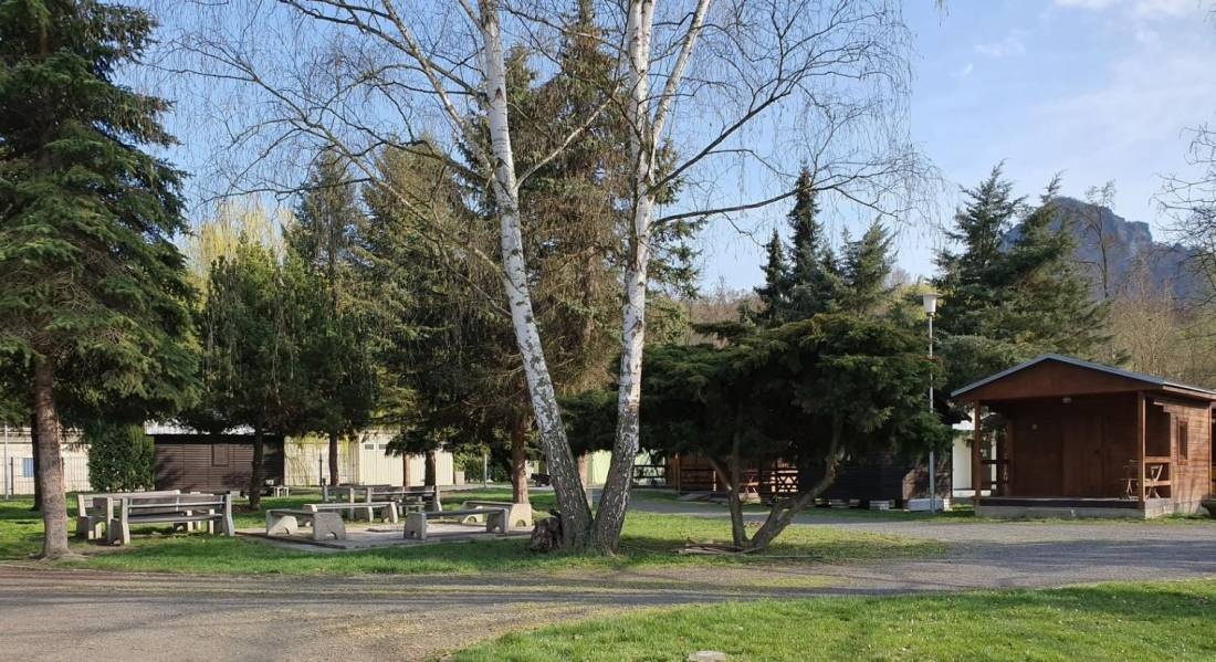 Autokempink Kyselka Bílina — Campingplass in Bílina