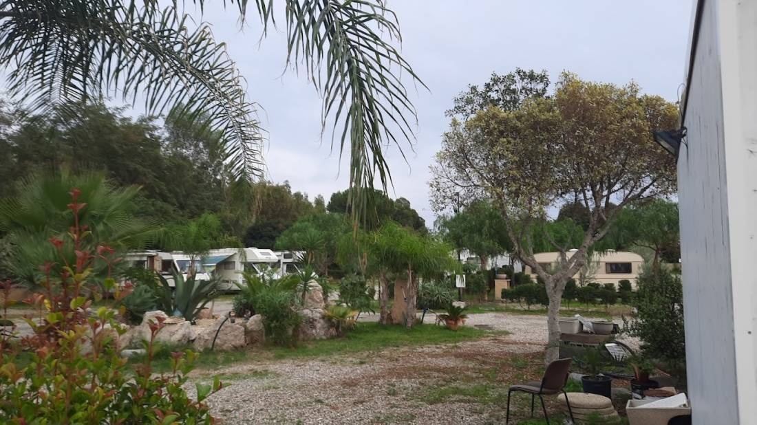Triscell area attrezzata e area di sosta — Area Autocaravanas in Sant'Alessio Siculo